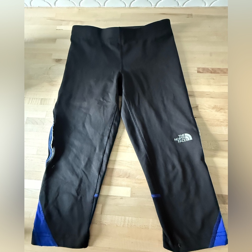 The North Face Women’s Black and Blue Legging Capris